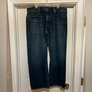 Levi’s Men’s Distressed 569 Jeans. Size 38 x 32. Denim blue